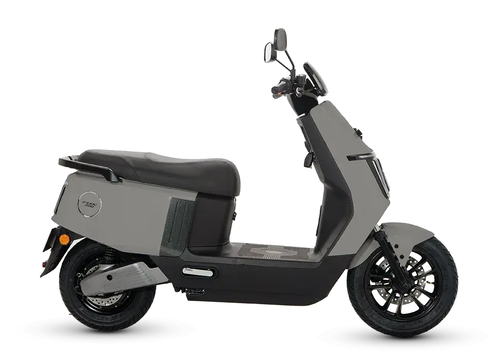 Butuh Motor Listrik untuk Perempuan? Polytron Fox 200 Bisa Jadi Pilihan 2 Polytron Fox 200